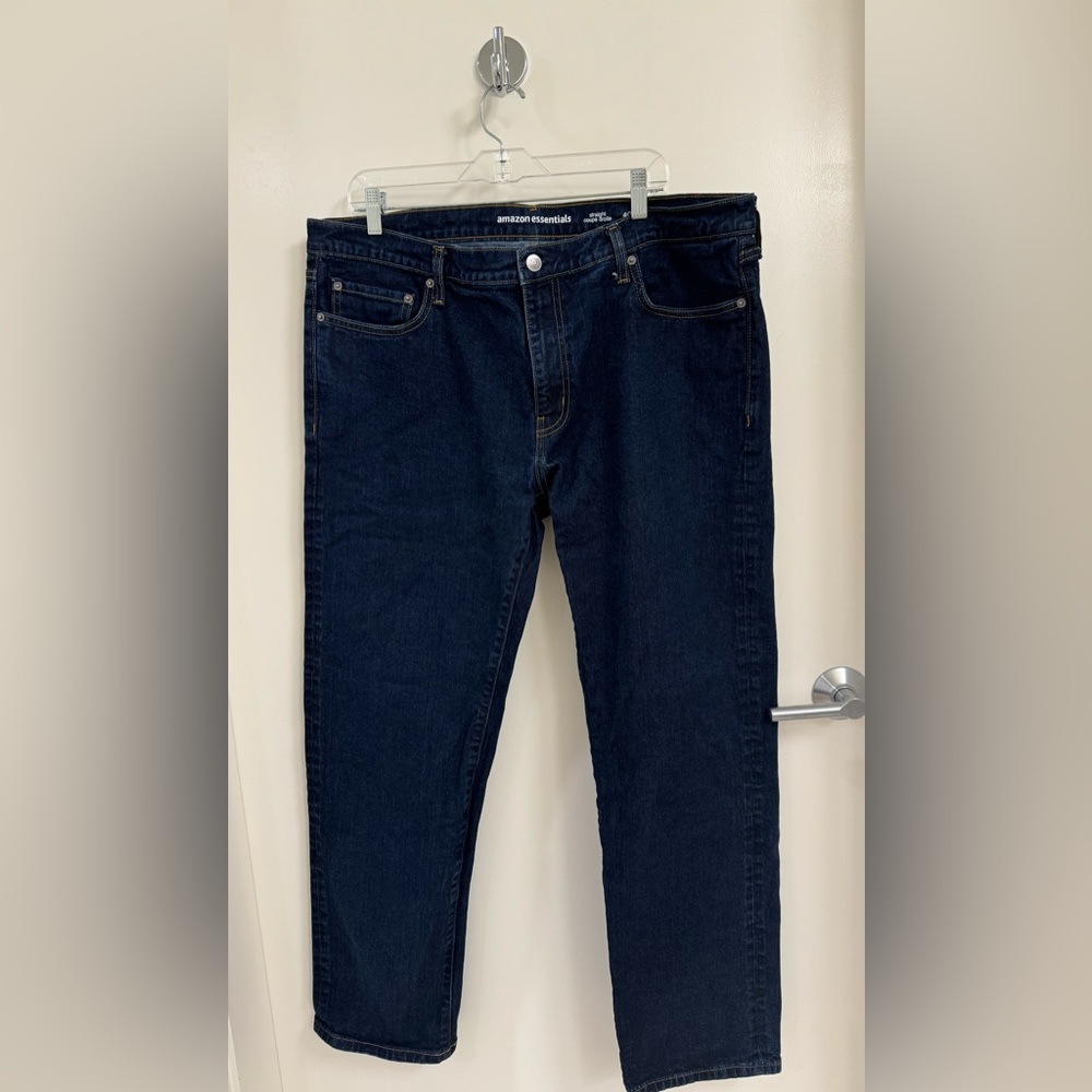 Men's Straight-Fit Jeans Size: 40W x 32L